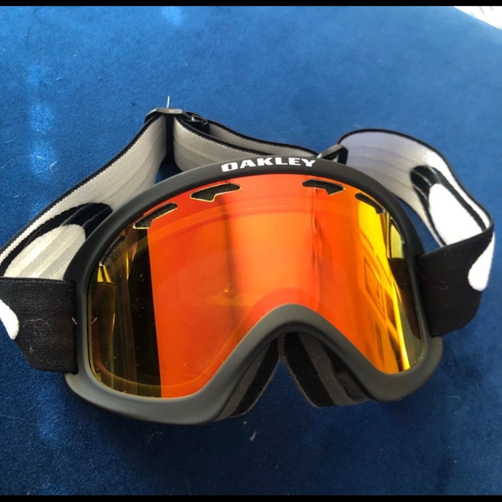 Oakley O-frame 2.0 XS Snow goggle